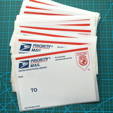 Free Shipping 50pcs100pcs Red Map Usps Priority Mail Eggshell Sticker