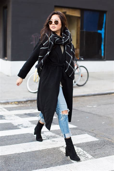 The Coolest Winter Outfits To Copy From NYC S Stylish Women Winter Mode