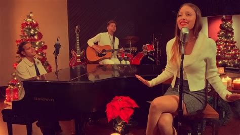 Girl Named Tom One More Christmas Live Acoustic Session Accordi