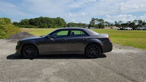 New 2022 Chrysler 300 Touring L 4 Door Large Passenger Car In