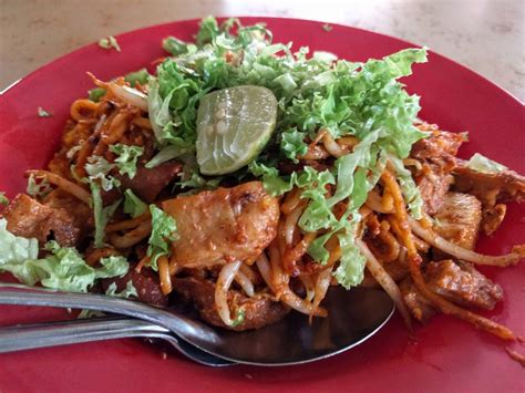 Bangkok Lane Mee Goreng - Penang Food Guide | The Travellist