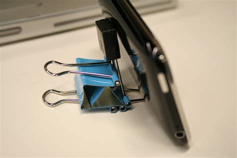 Binder Clip Iphone Stand Photo Credit Rich Sipe Diy Phone Holder