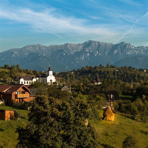 It administers one village, tohanu nou. Zarnesti, Individual Urlaub Rumänien, Transilvanien ...