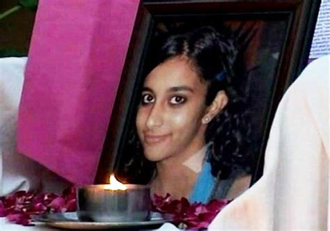 Sc Orders Trial Of Talwars In Aarushi Murder Case India News India Tv