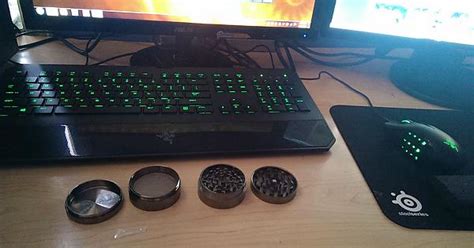 time to enjoy some league and new grinder imgur