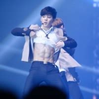 Heart Stopping Times Bts Jimin Revealed His Abs Quietly