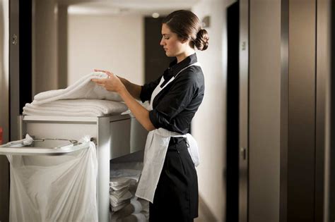 Shocking Hotel Maids Confess Dirty Secrets You Wish You Never Knew