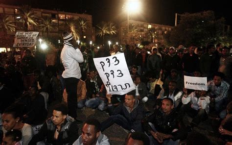 Thousands Of African Migrants Demonstrate In Tel Aviv The Times Of Israel