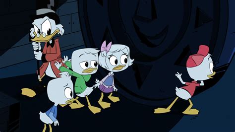 Ducktales Review Disneys New Reboot Is Off To A Great Start