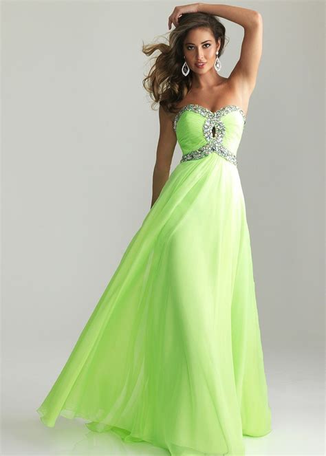 Tips For Buying Your Favourite Lime Green Colour For Your Prom Dress In