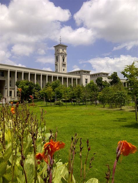 The Administration Building At University Of Nottingham In Ningbo China