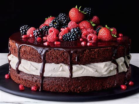 Chocolate And Cream Layer Cake Save Room For Dessertthis Is One You Dont Want To Miss It