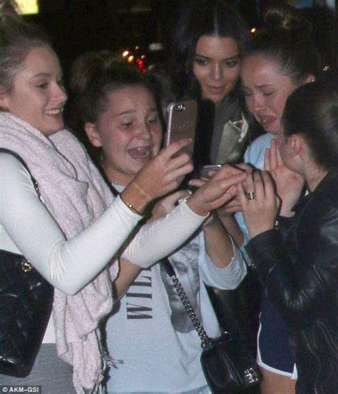 Kylie Jenner Blows Up At Tween Fans As She Heads Into Craigs But