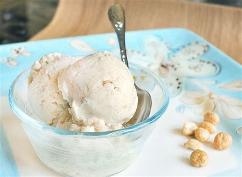 Low calorie ice cream recipes. dairy free (almond milk) ice cream | Low calorie peanut ...