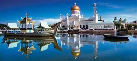 See where the nearest maybank, cimb, or hong leong bank is in no time. Dive Travel - Brunei