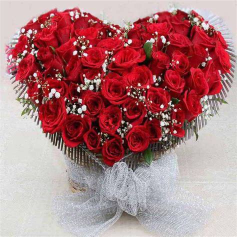 Romantic Heart Shape Arrangement Of Red Roses Valentine Flower