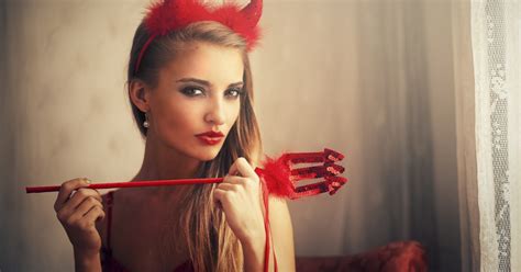 Pornhub Halloween Data Shows Were All Horny For Costume Creepies