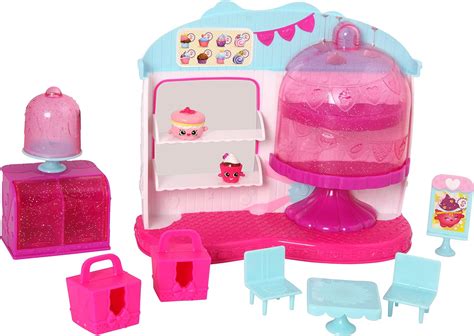 Shopkins Cupcake Queen Cafe Playset Uk Toys And Games