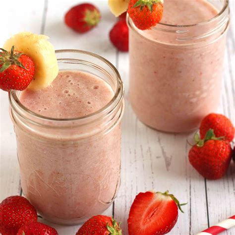 Strawberry Banana Smoothie Recipe With Naked Nutrition