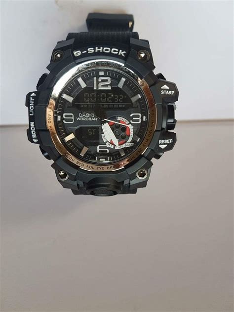 It has a very unique look when compared to typical g shock series watches. Casio G-Shock WR 20 BAR black watch With bracelet for hand ...