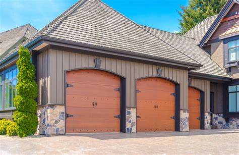 60 Residential Garage Door Designs Pictures
