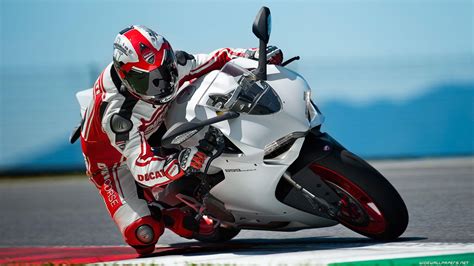 Superbikes Wallpapers Hd Wallpaper Cave