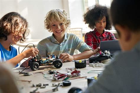 Start A Robotics Program At Your School 2022 Education Guide Learn