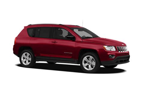 Some others are attracted by its appearance, which is less aggressive than the patriot's. 2011 Jeep Compass - Price, Photos, Reviews & Features