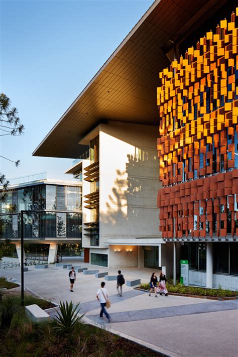 The University Of Queensland Opens Engineering Facility With A Louvred