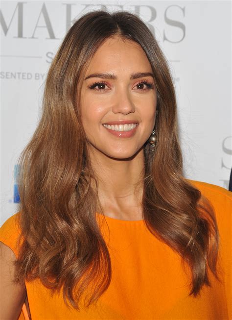 Jessica Albas Favorite Skincare Product Only Costs 13and You Can Get It At Target Shefinds