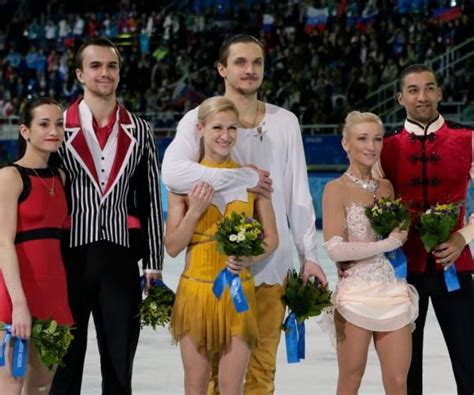 russian skaters tatiana volosozhar and maxim trankov win pairs gold tatiana volosozhar maxim