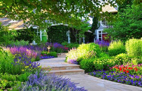 Landscaping Tips Creates A Unique Scenery Layout Creative Blogging