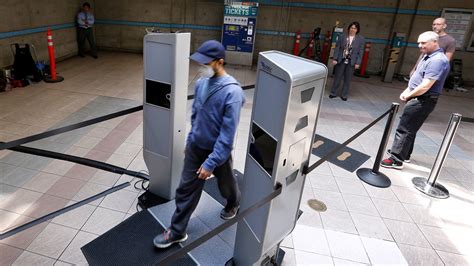 Metro Tests Airport Style Body Scanners Aimed At Detecting