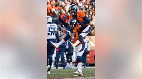Broncos Kicker Matt Prater Kicks Nfl Record 64 Yard Field Goal As First