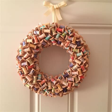 Wooden Spools Wreath Made With Kate Spain Fabrics How To Make