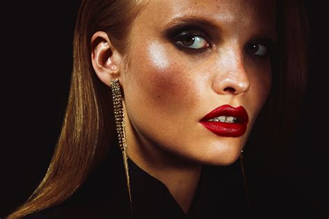 Lips Smoke for Schön Magazine Behance