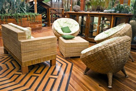 Building Your First Home With Bamboo Materials Decoração Com Bambu Móveis Para Jardim