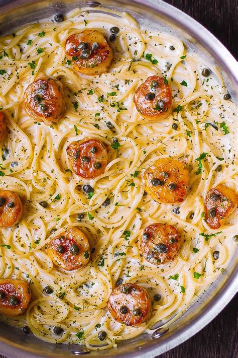 Add cream sauce to saute pan to toss the drained pasta or rice with the cream sauce and seafood, reserving a few scallops and shrimp for the top. Shrimp,Garlic,Wine,Cream Sauce For Pasta - Creamy Shrimp ...