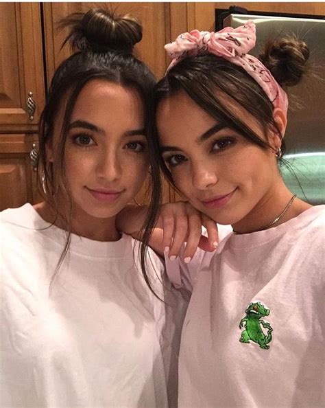 Pin By Shoulan Vpn On Siblings Twins Merrell Twins Instagram Merrell Twins Merell Twins