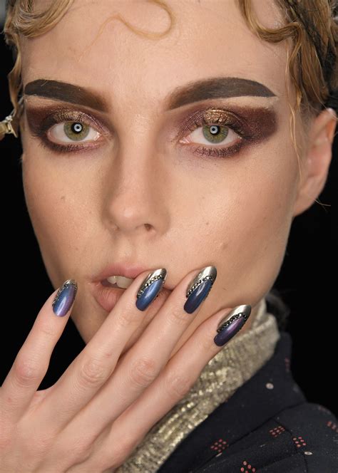 These Magical Nyfw Manicures Took Over 300 Hours To Complete Fashion