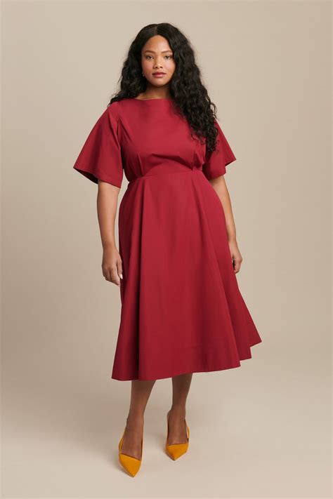 Short Sleeve Midi Dress With Cut Out Back Shopperboard