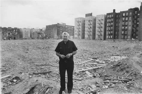 Louis Gigante Priest Who Led South Bronx Revival Dies At 90 The New