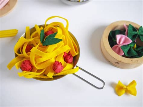 Diy Pretend Play Food Felt And Paper Pasta And Spaghetti