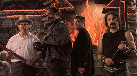 tarantino and rodriguez s from dusk till dawn is coming to 4k uhd this halloween