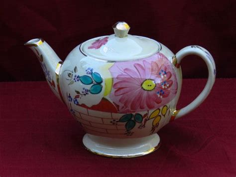 Vintage Sadler Teapot Style 0554 Ivory With Vivid Floral And Gold