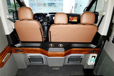 Giới Thiệu Xe Dcar Hyundai Solati Limousine 2018 Dcar Limousine