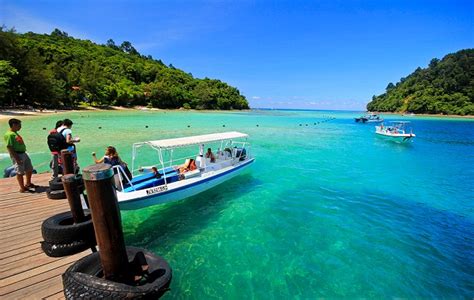 Pulau pangkor merupakan antara pulau tercantik di malaysia. PULAU YANG MENARIK DI SABAH: April 2016