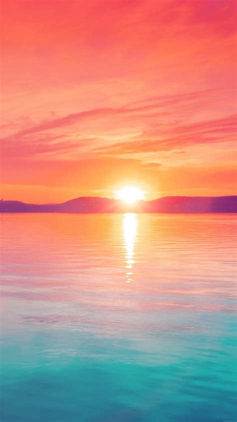 【人気228位】海の夕焼け Iphonexスマホ壁紙待受画像ギャラリー Sunset Wallpaper Sunset Iphone Wallpaper Beach
