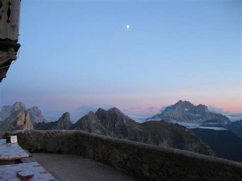 Rifugio Lagazuoi Rifugio Nuvolau Trekking Europa