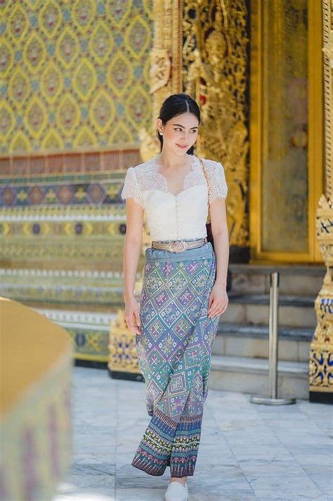 chut thai experience the beauty and elegance of thailand s traditional dress thai holidays